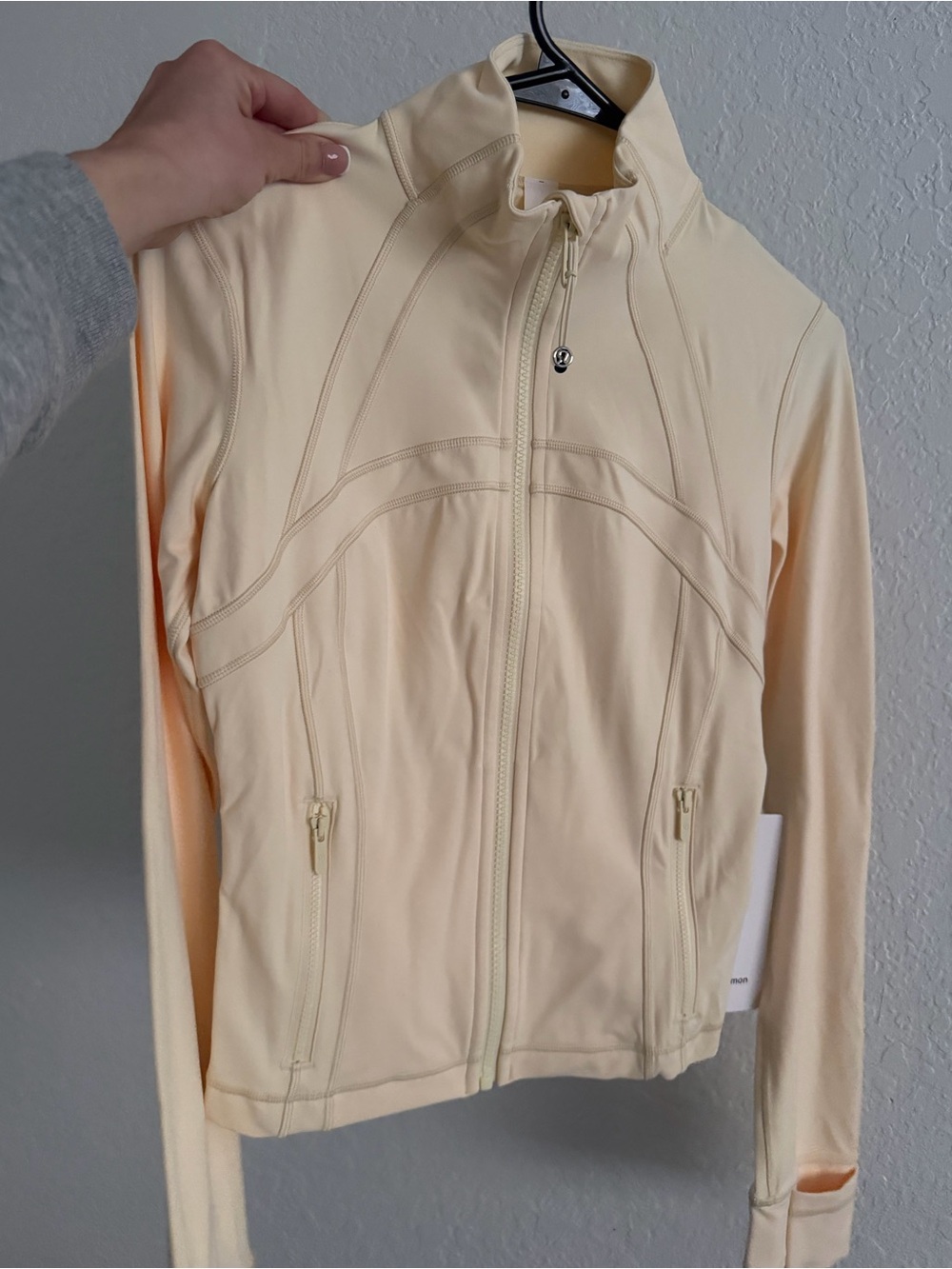 Lululemon define cropped jacket buttercream